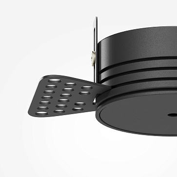 Основание для вывода провода подвесного светильника