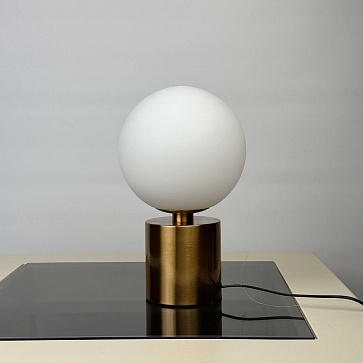 Настольная лампа Fool with the Ball